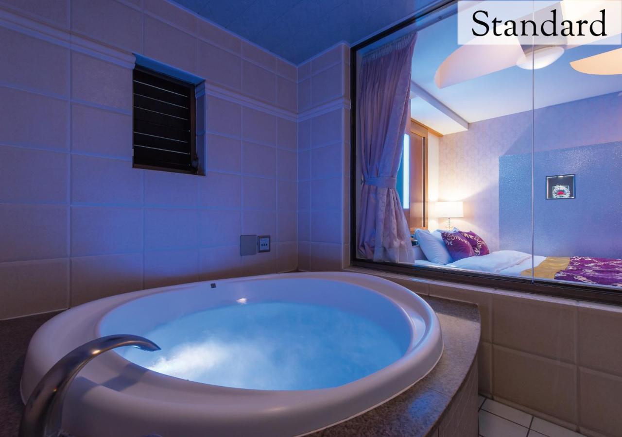 Hotel New York (Adults Only) Tokyo Exterior photo